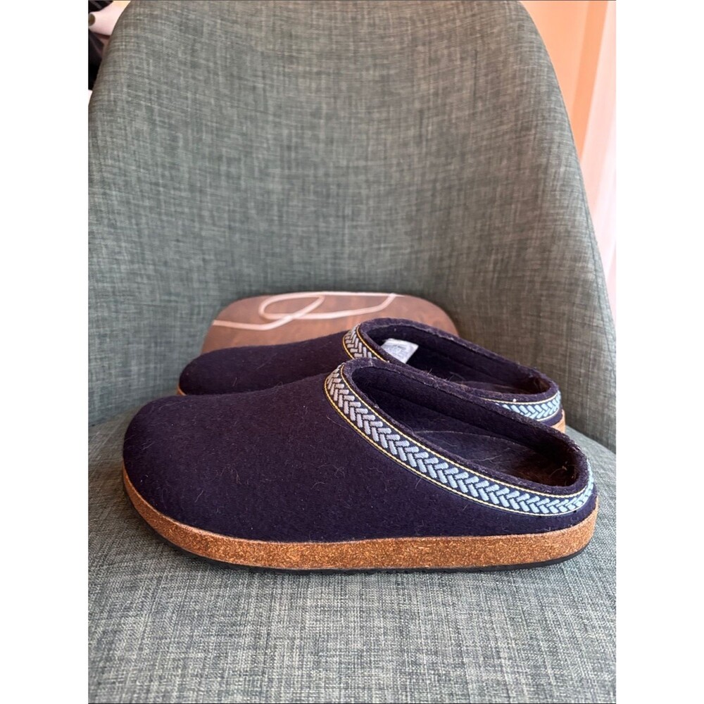 L.L. Bean women’s wool slipper clogs Navy Slip-On house shoes size 11 Warm cozy - Picture 5 of 12